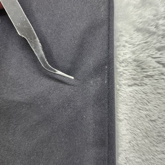 Dockers Pants Mens 40 X 30 Gray D3 Signature Khaki Pleated Chino Office Career - Picture 4 of 12